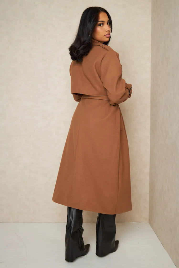 Manteau long texturé style trench camel
