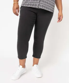 pantacourt en jean femme grande taille en denim stretch noir pantacourts