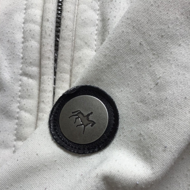 Pull PIKEUR