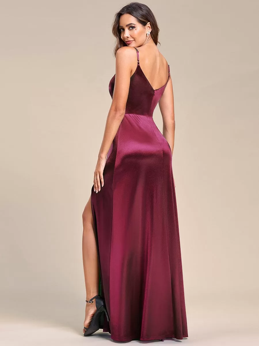 Robe de soirée Bretelles fines col en V sans manches en satin fendue sur le côté