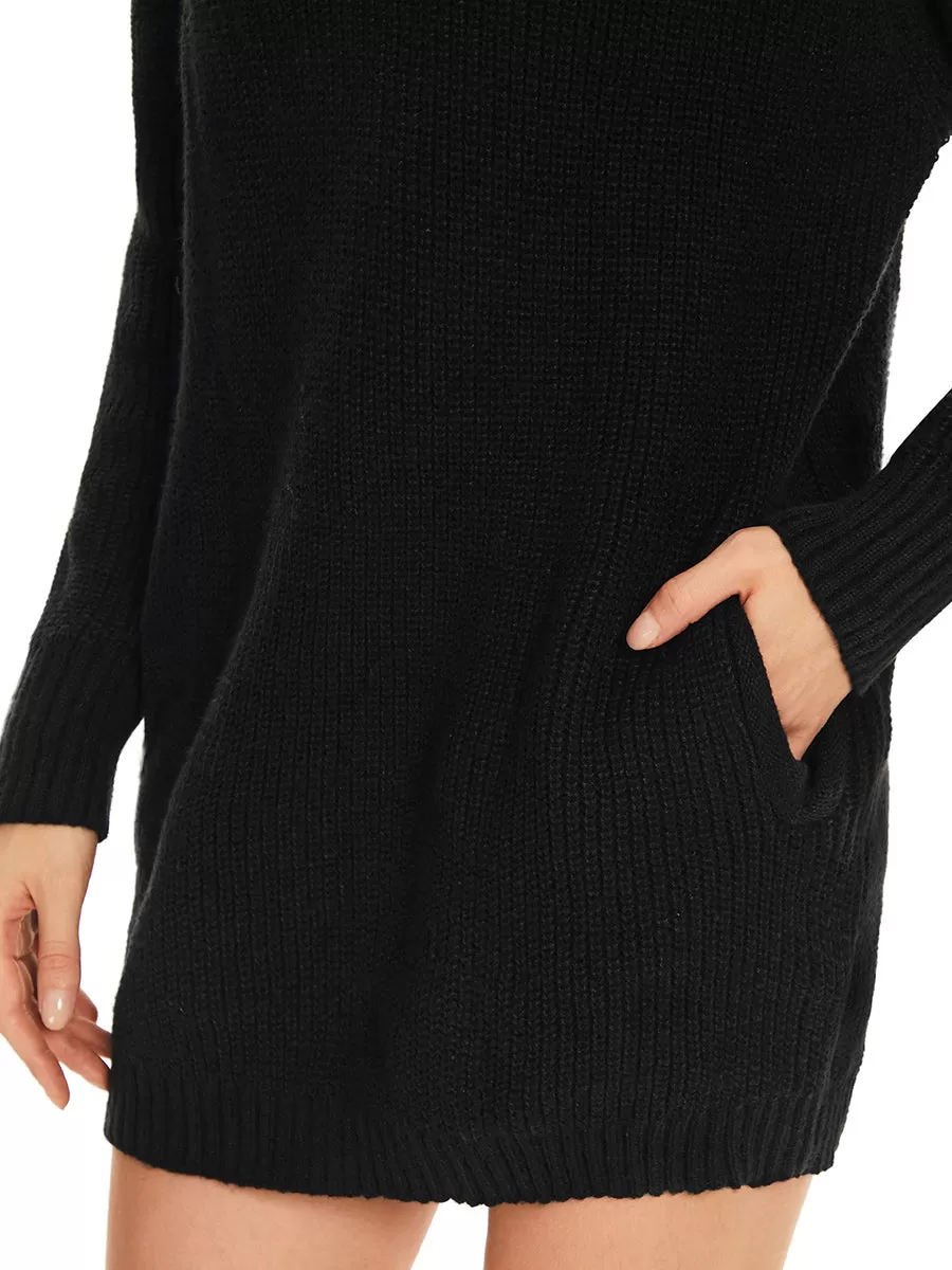 Robe pull courte à col roulé et manches longues avec poche