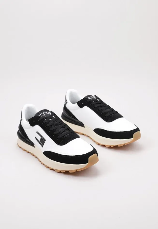 TJM TECHNICAL RUNNER Tommy Hilfiger BASKETS PLATES