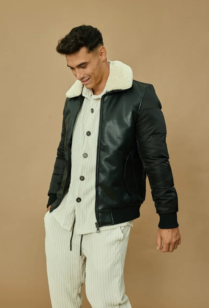 Veste matelassée avec un col à revers moumouté